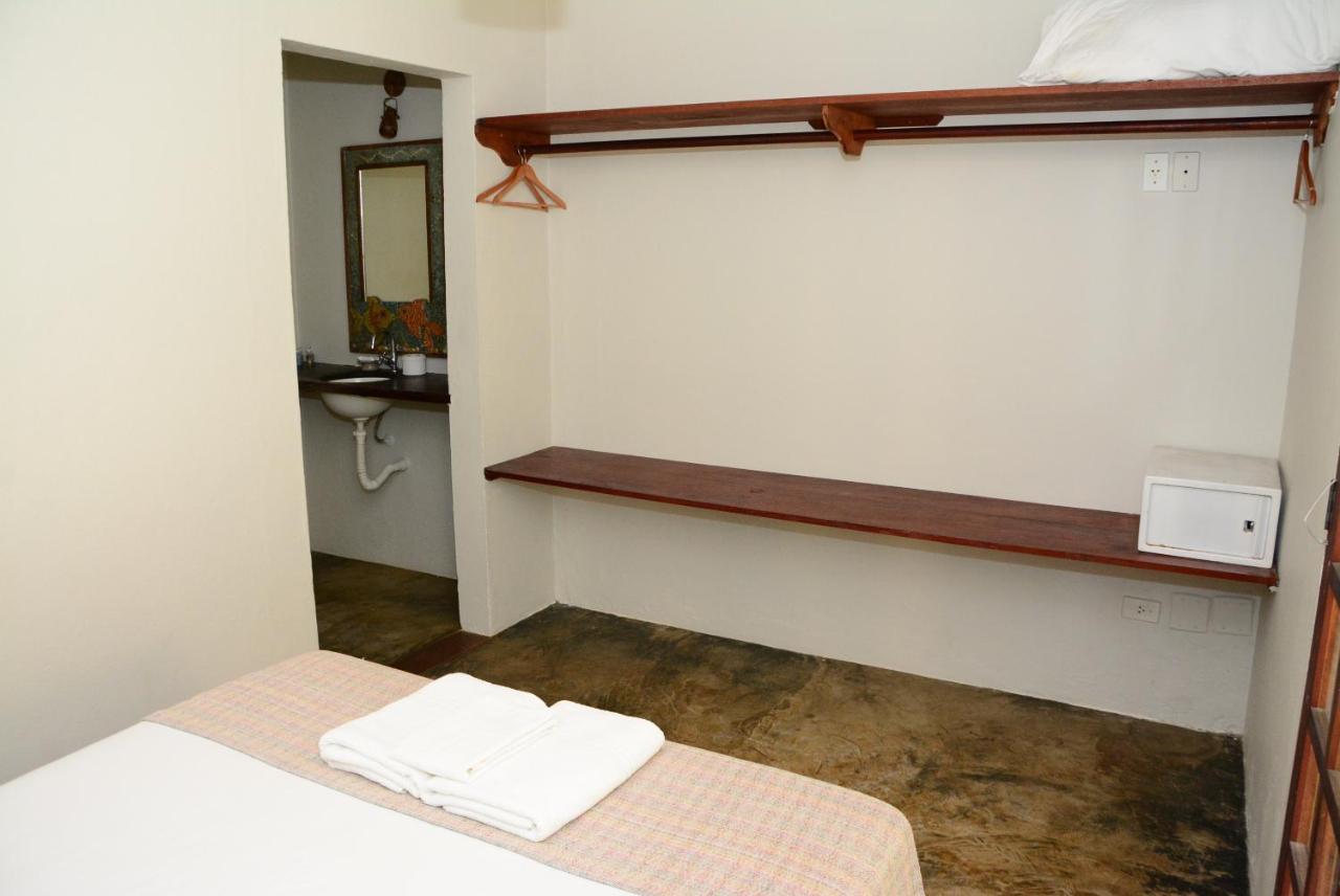 イリャベラ Vila Boneteホステル エクステリア 写真
